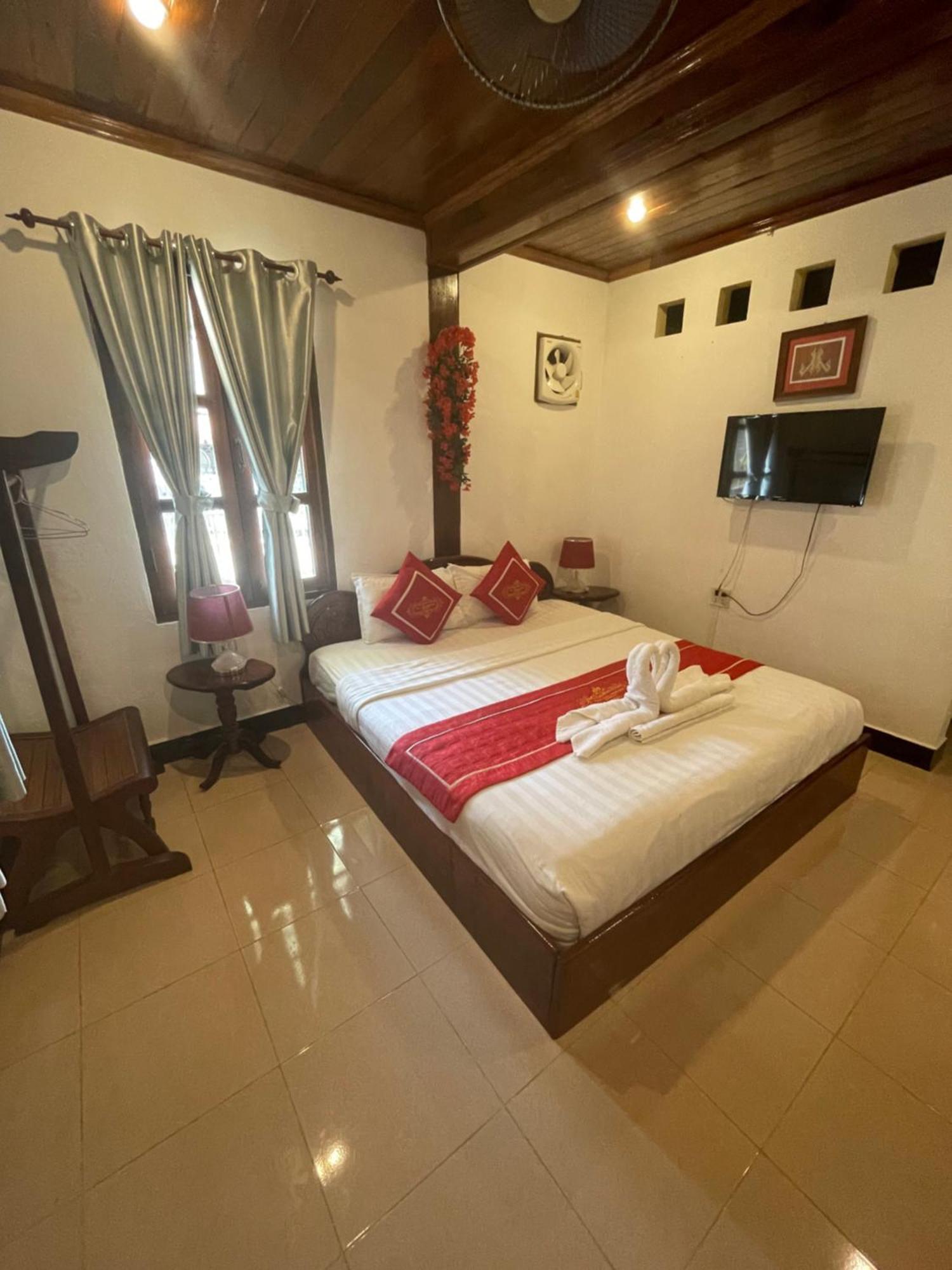 Luang Prabang - Villa Ouis Namkhan Riverside 2 Exterior photo